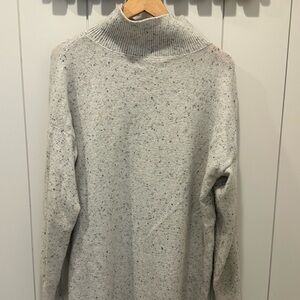 LOFT Speckled Cream Turtleneck Pullover